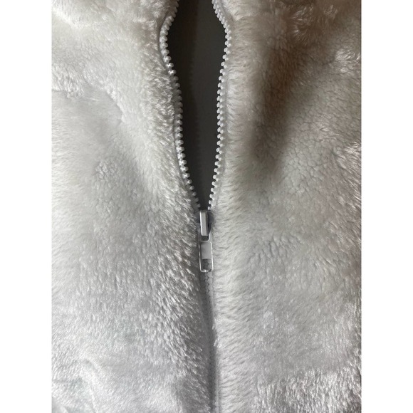 Tudor Court White Faux Fur Jacket Lined Winter Coat size Large NWOT - Picture 2 of 9